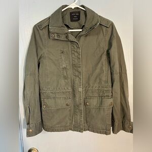 Love Tree M Olive green. Cotton jacket, EUC